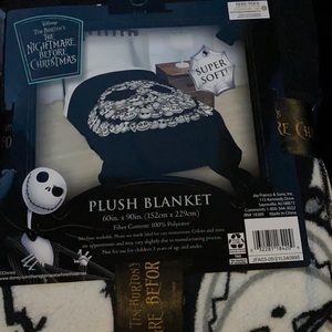 NWT 2021 Nightmare before christmas plush blanket